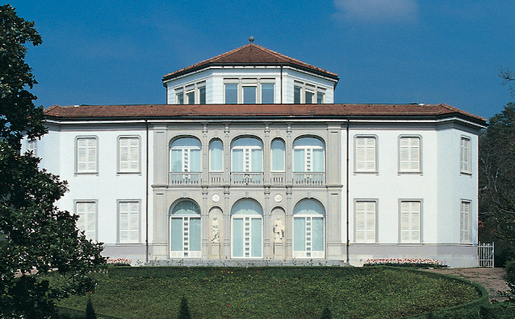 La facciata della casa museo Vincenzo Vela, Ligornetto, Canton Ticino, Svizzera