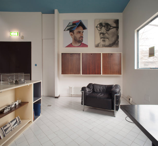Cristian Chironi, My house is a Le Corbusier (Esprit Nouveau Pavillon), 2015, veduta della mostra, foto M. Monti, © C. Chironi e FLC, courtesy MAMbo - Museo d'Arte Moderna di Bologna