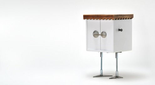 laquercia21_comodino_mobiletto_pupazzo#14_01.jpg Il Pupazzo 14 realizzato da La Quercia 21