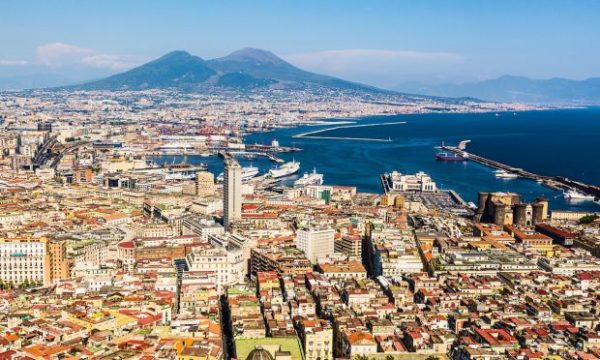 compravendite immobiliari 2018 FOTO della città di Napoli