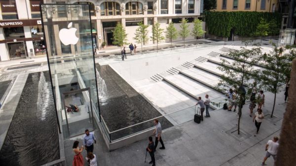 nuovo Apple Store di Foster a Milano