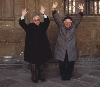 Mendini insieme a Riccardo Dalisi (fotofoto©arch.Granata1994)