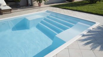 boom piscine per estate 2020 una piscina monoblocco in vetroresina